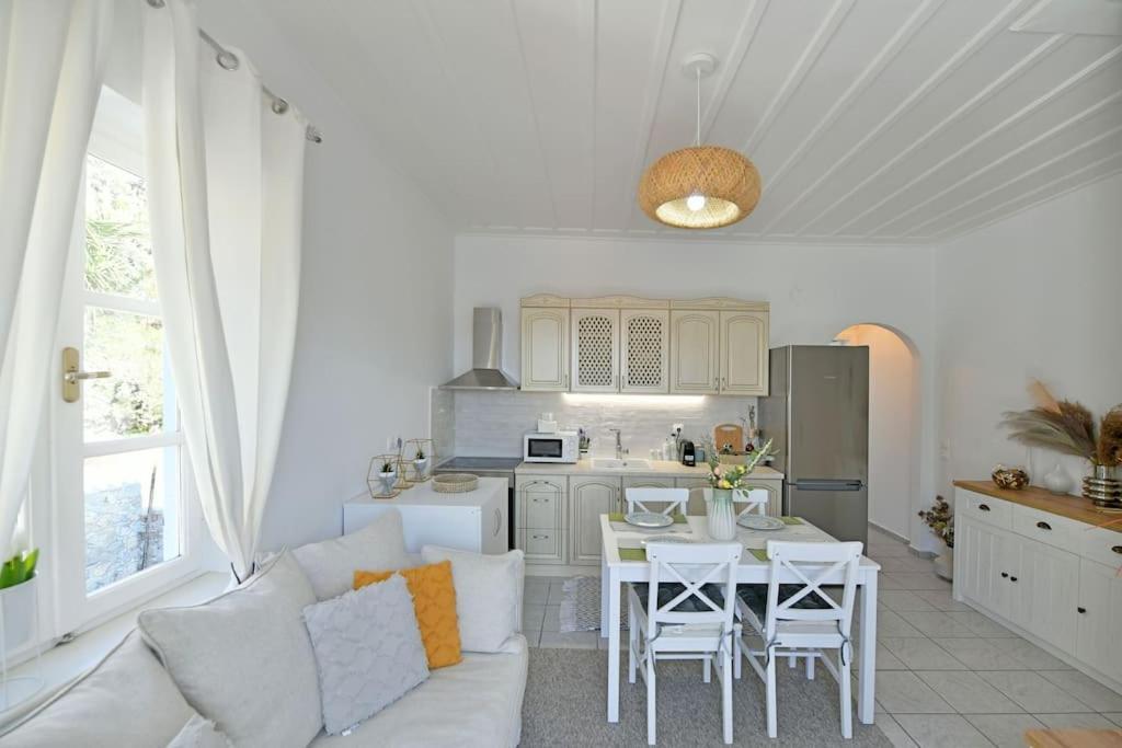 Olivo II Luxury Apartment Hydra  Exterior foto